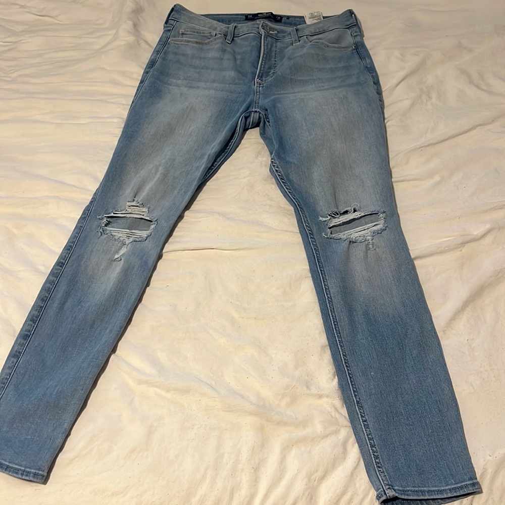 Hollister curvy high rise super skinny jeans 11 R